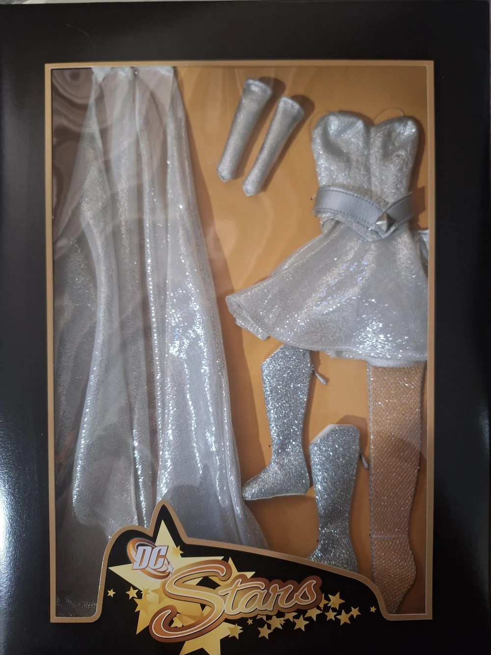 DC Stars Collection Tonner Doll Outfit Kryptonian Silver Casual - NiB - Limited
